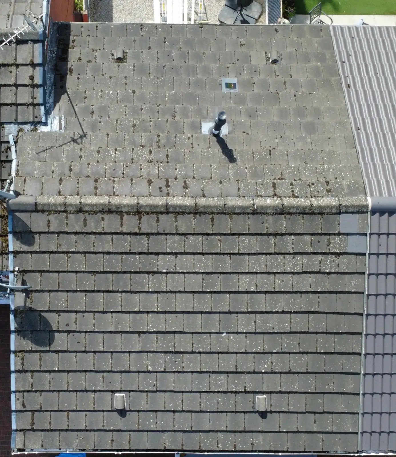Roof before cleaning — example job 3